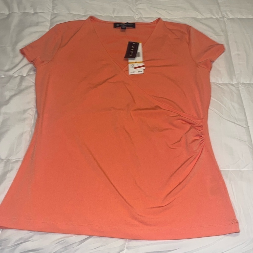 Jones New York women’s Coral V-Neck Short Sleeve Top size small